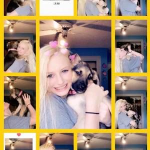 Meet your Posher, Lexi